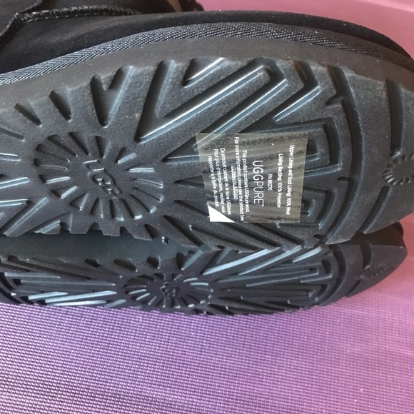 UGG classic short - Picture 3 of 10